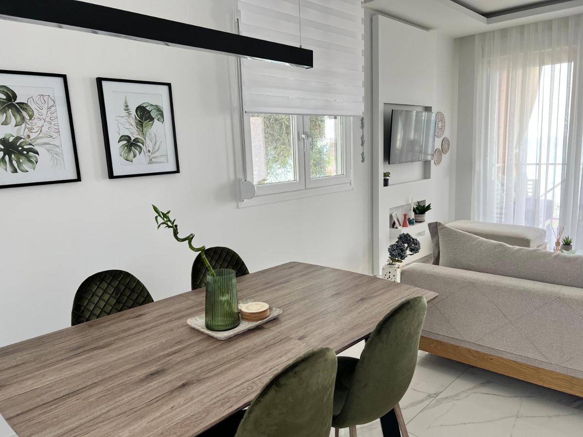 Beachfront Villa Athina Vergia Eksteriør bilde