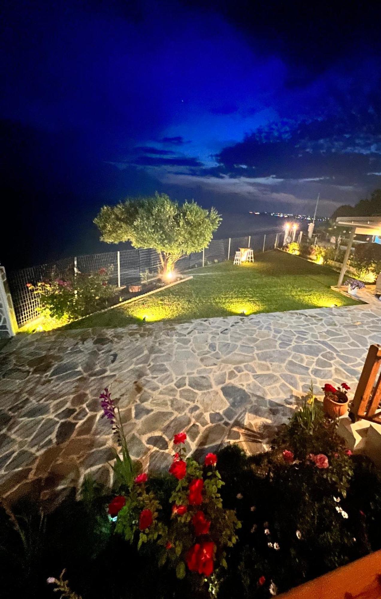 Beachfront Villa Athina Vergia Eksteriør bilde